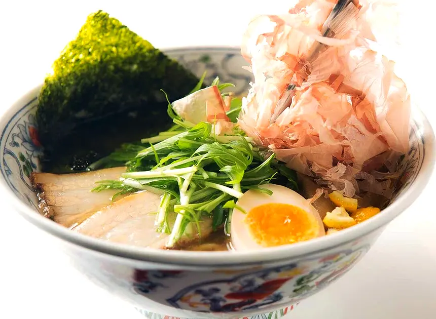 だし香る にぼしらーめん