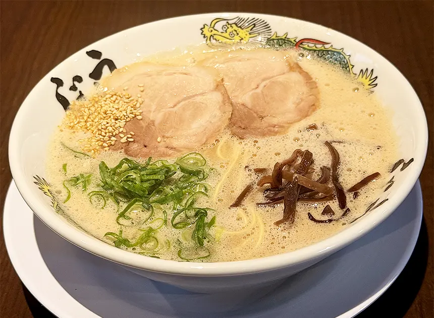 博多とんこつらーめん